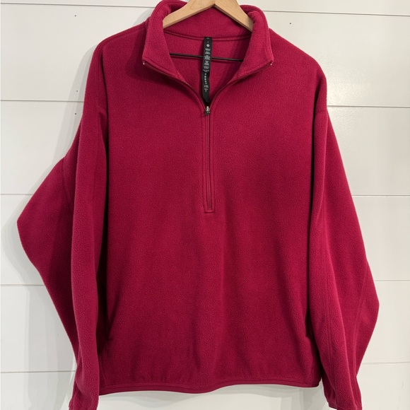 lululemon athletica Men's Zip-Up Sweater w/ pockets in pomegranate - Picture 1 of 2